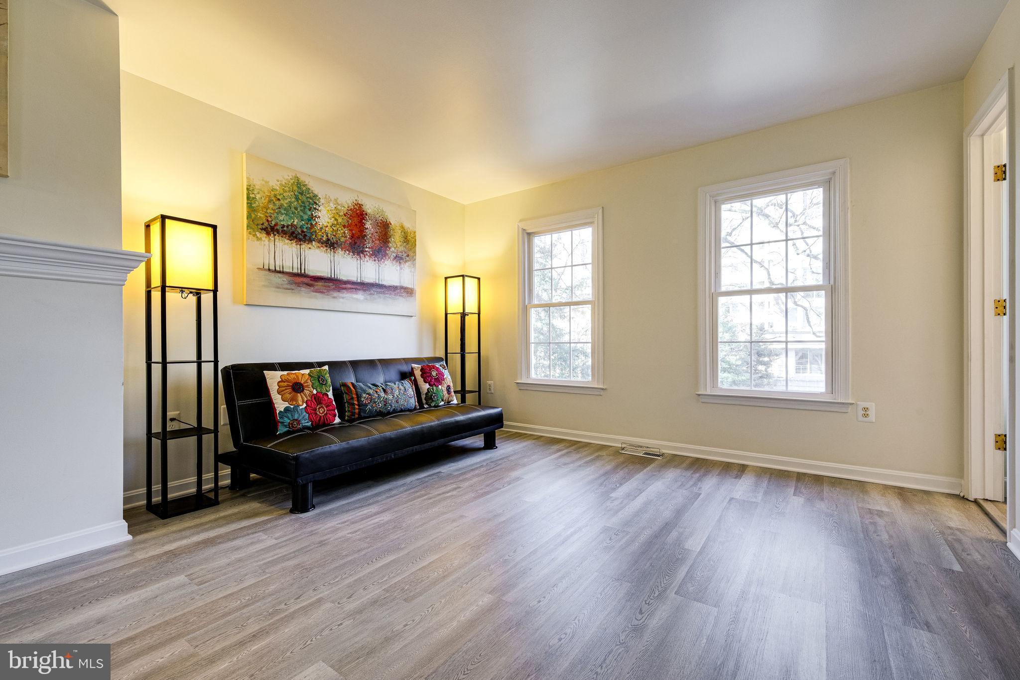 105 Rees Place Falls Church, VA 22046 - Photo 8 of 60 Bright and Spacious Living Room