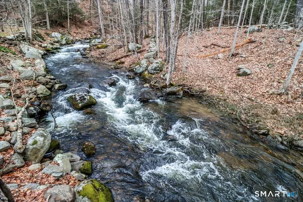 $3,300 | 2 At 75-79 Merryall Road, New Milford, CT 06776