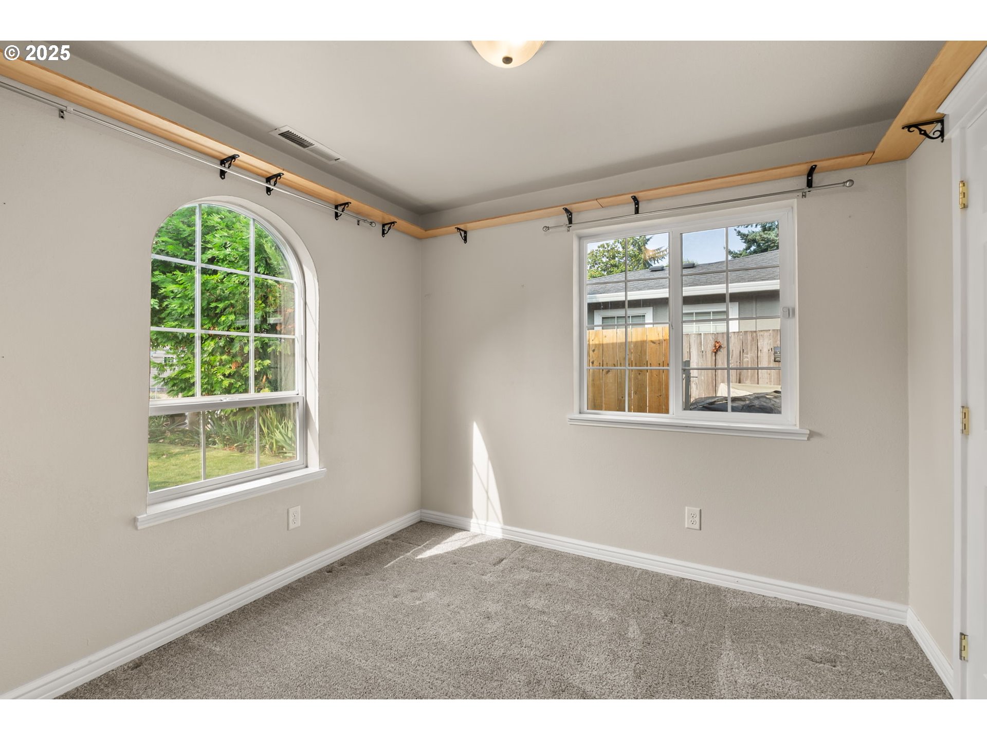 1219 Taney Street Eugene, OR 97402 - Photo 22 of 33