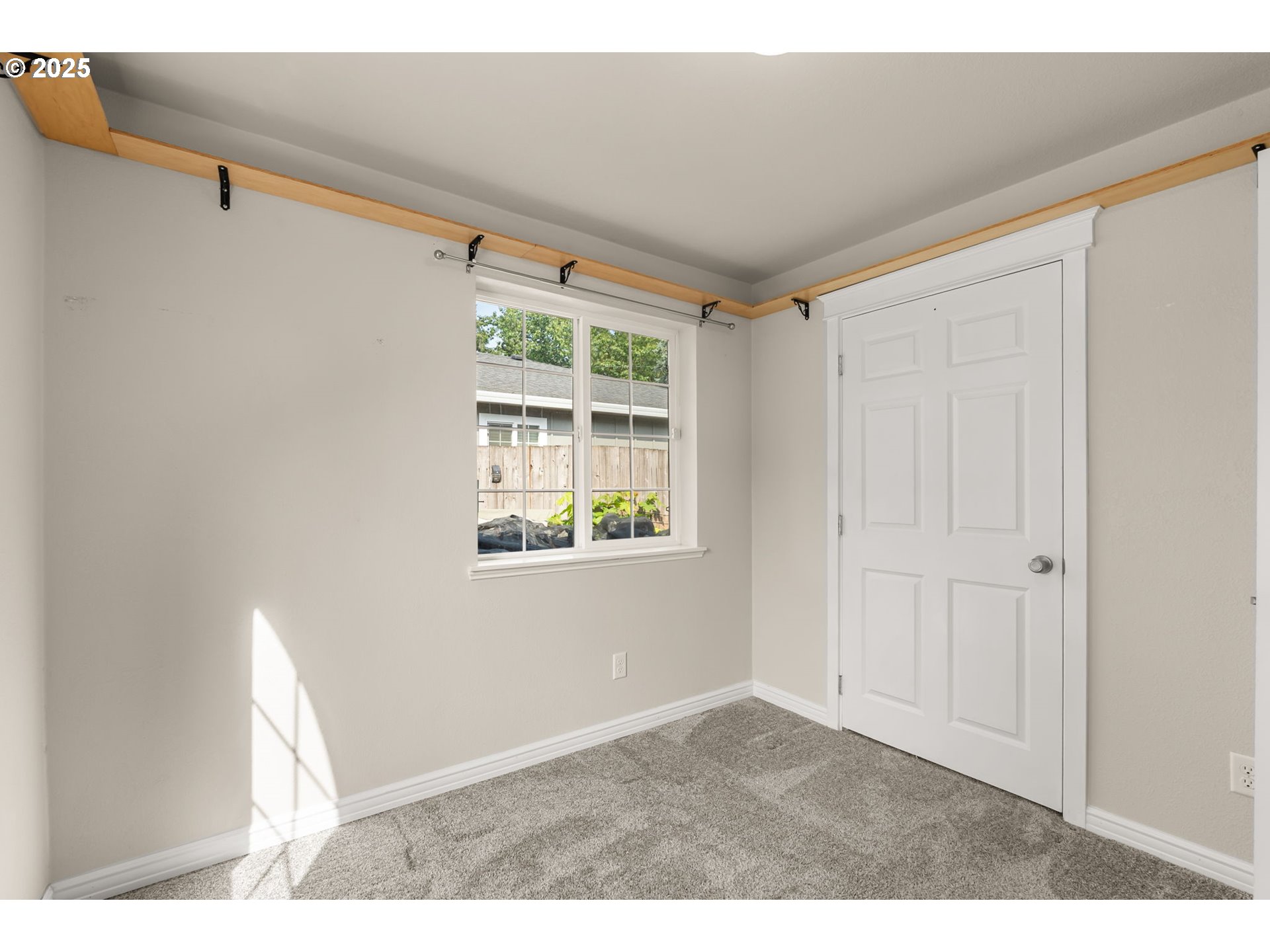 1219 Taney Street Eugene, OR 97402 - Photo 23 of 33