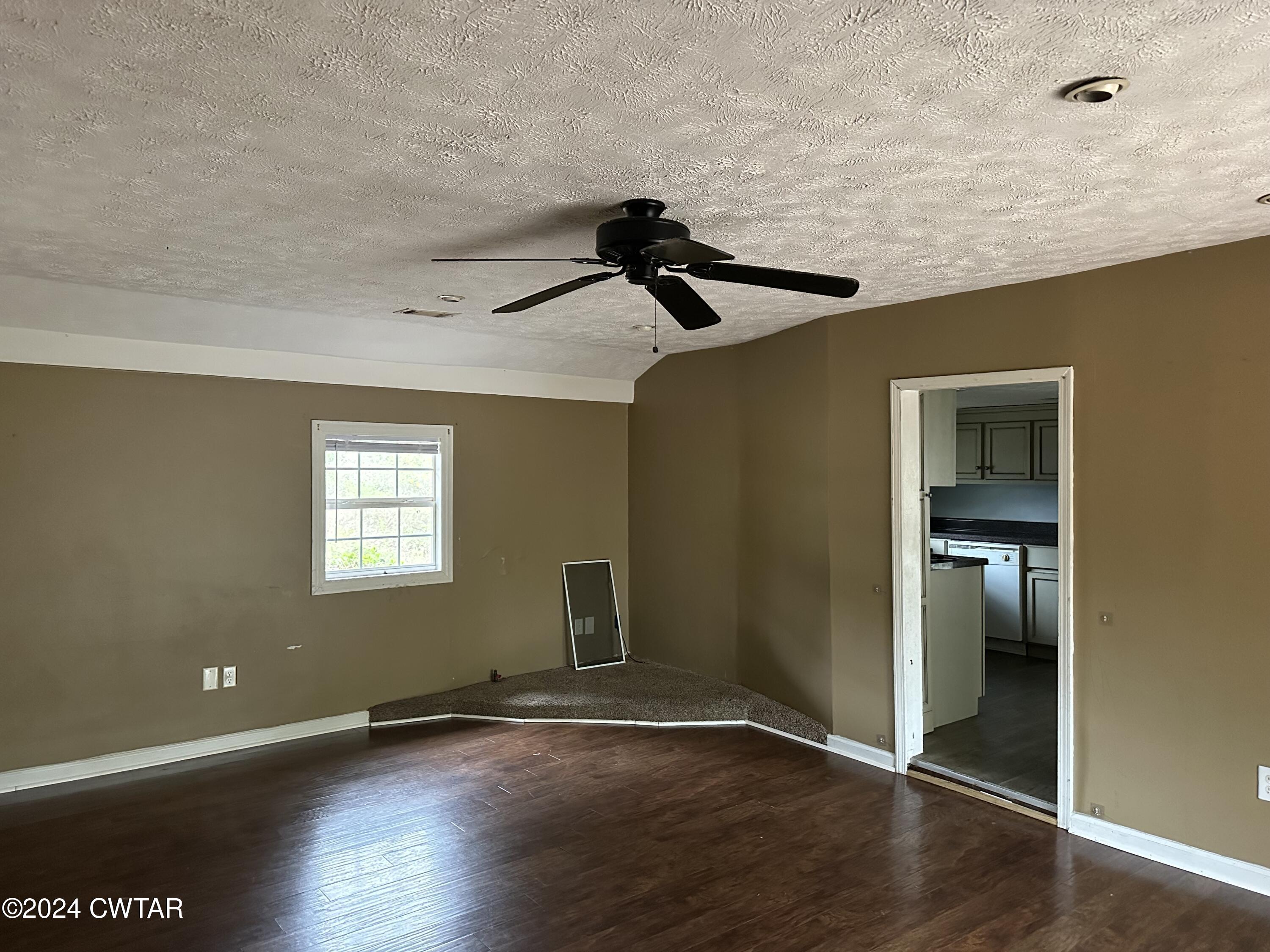 225 Capps Lane Pinson, TN 38366 - Photo 12 of 28 IMG_2547