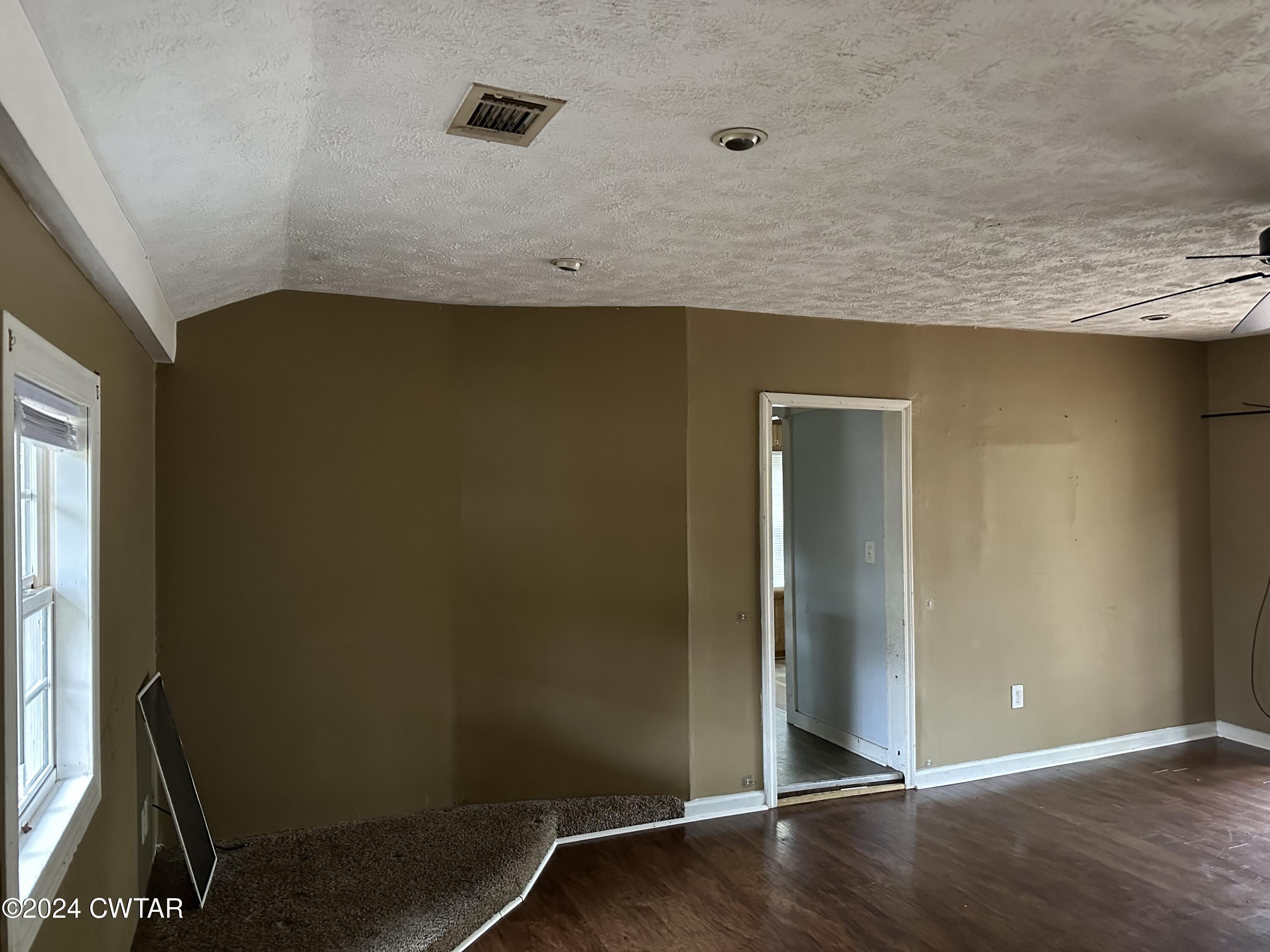 225 Capps Lane Pinson, TN 38366 - Photo 14 of 28 IMG_2545