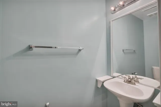 $2,650 | 6046 Ticket Way, Woodbridge, VA 22193