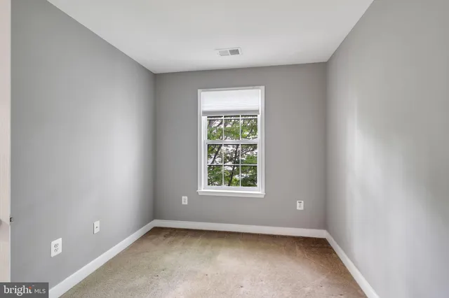 $2,650 | 6046 Ticket Way, Woodbridge, VA 22193