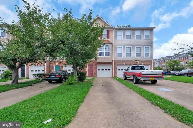 $2,650 | 6046 Ticket Way, Woodbridge, VA 22193