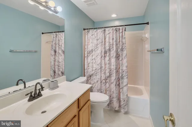 $2,650 | 6046 Ticket Way, Woodbridge, VA 22193