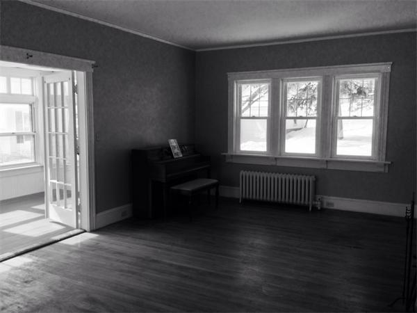 14 Victoria Avenue Worcester, MA 01607 - Photo 5 of 17 Gallery Image 5