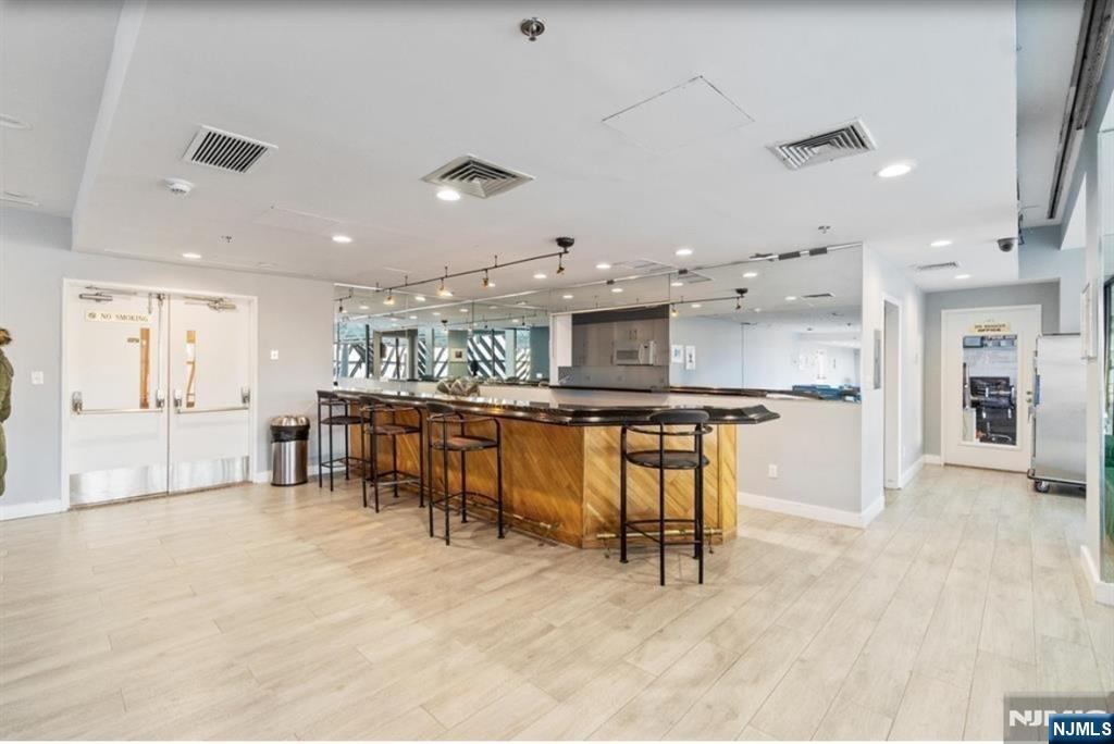 7002 JFK Boulevard East, Unit 3A Guttenberg, NJ 07093 - Photo 18 of 27