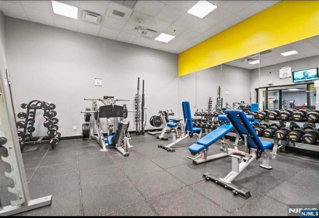 7002 JFK Boulevard East, Unit 3A Guttenberg, NJ 07093 - Photo 20 of 27