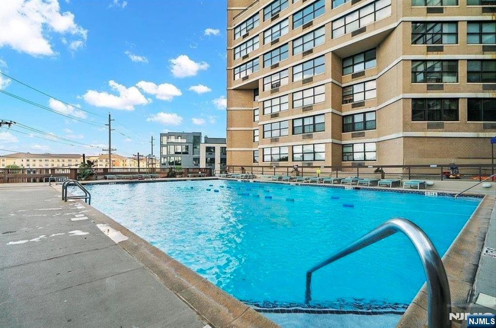 7002 JFK Boulevard East, Unit 3A Guttenberg, NJ 07093 - Photo 27 of 27