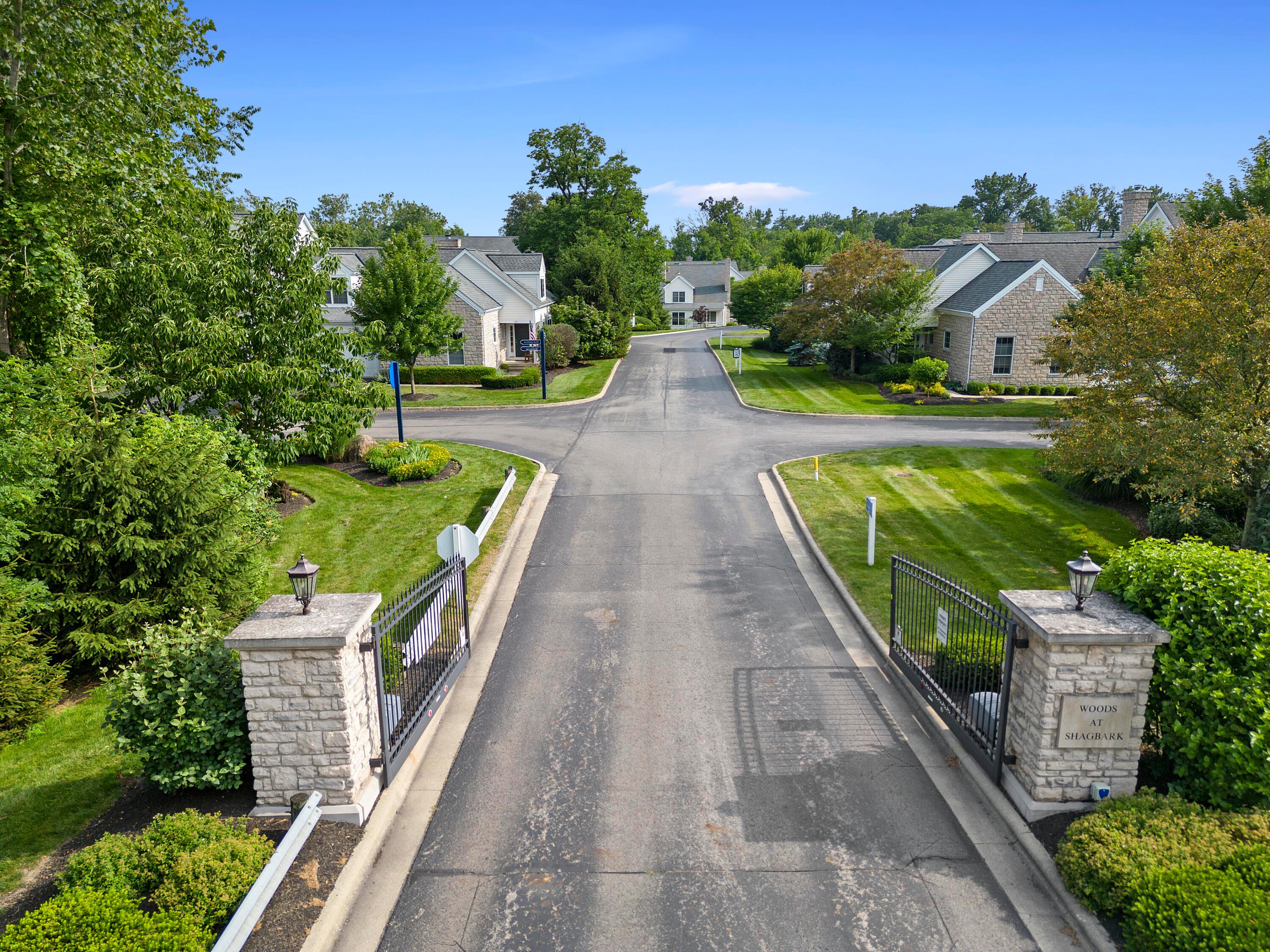 1213 Shagbark Road, Unit 21 Columbus, OH 43230 - Photo 43 of 44 DJI_0244