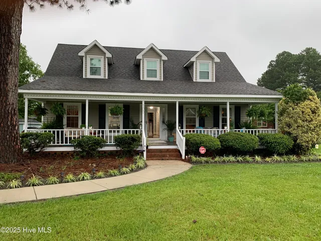 $300,000 | 100 Louis Street, Greenville, NC 27858