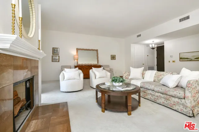 $1,299,000 | 2215 Century Hill, Unit 123, Los Angeles, CA 90067