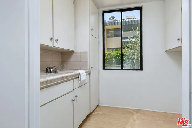 $1,299,000 | 2215 Century Hill, Unit 123, Los Angeles, CA 90067