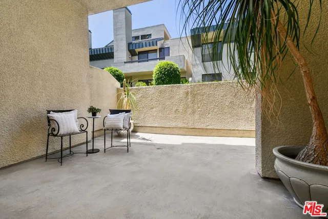$1,299,000 | 2215 Century Hill, Unit 123, Los Angeles, CA 90067