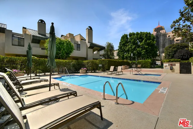 $1,299,000 | 2215 Century Hill, Unit 123, Los Angeles, CA 90067