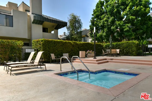 $1,299,000 | 2215 Century Hill, Unit 123, Los Angeles, CA 90067