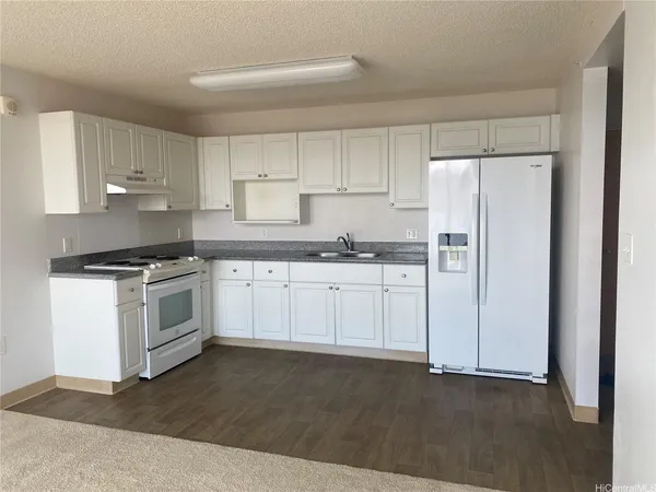 $2,300 | 801 South Street, Unit 3311, Honolulu, HI 96813