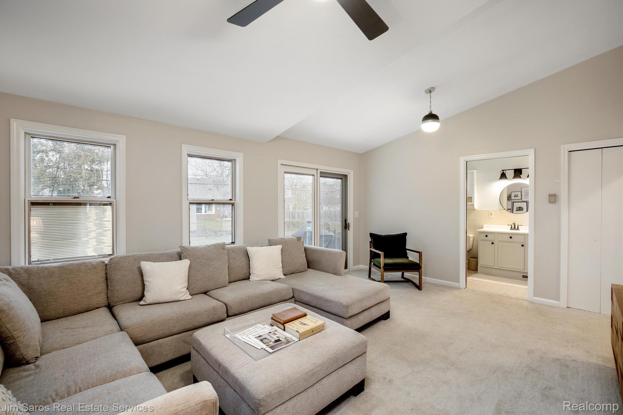 320 Kerby Road Grosse Pointe, MI 48236 - Photo 10 of 32 Gallery Image 10