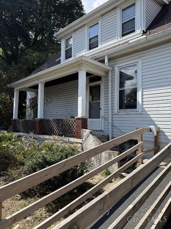 1373 Section Road Cincinnati, OH 45237 - Photo 3 of 9