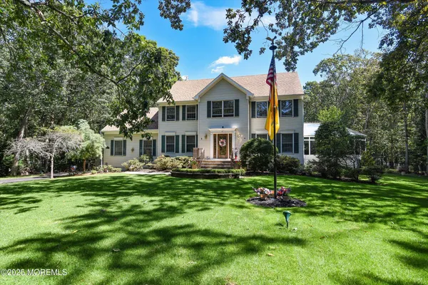 $814,900 | 14 Bittersweet Drive, Jackson, NJ 08527