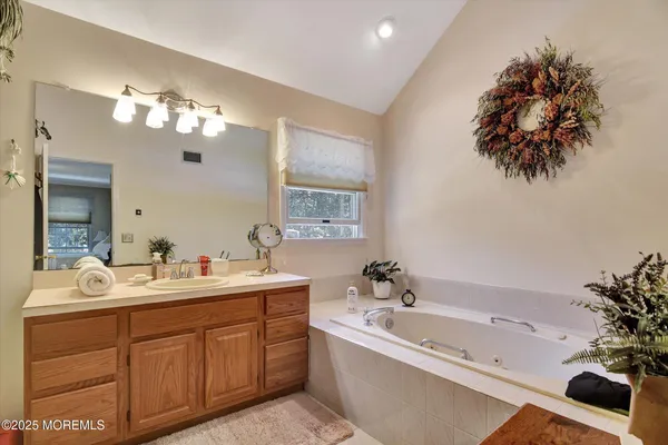 $814,900 | 14 Bittersweet Drive, Jackson, NJ 08527