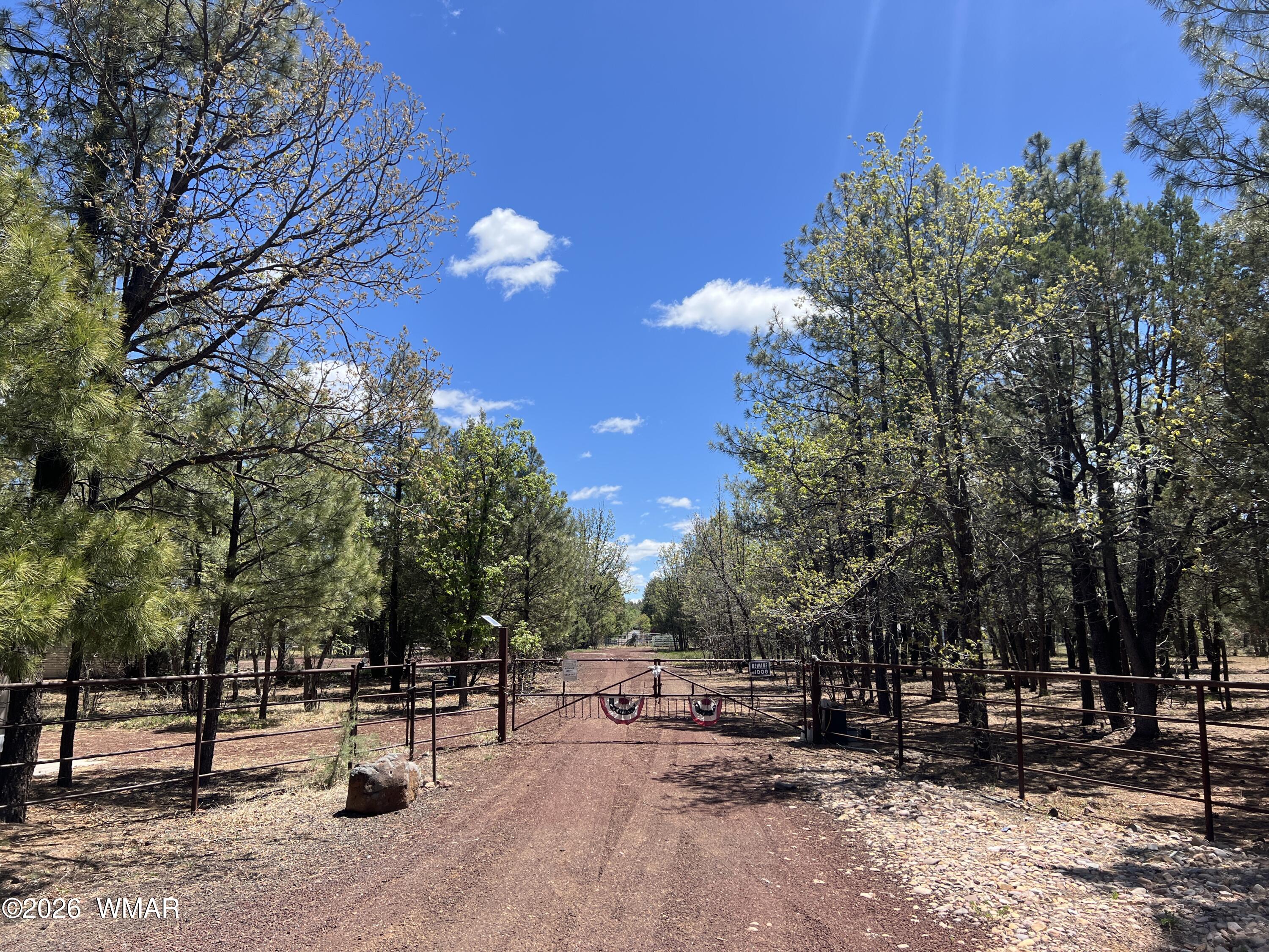 1321 South Woodland Road Lakeside, AZ 85929 - Photo 1 of 24 Gated Entry