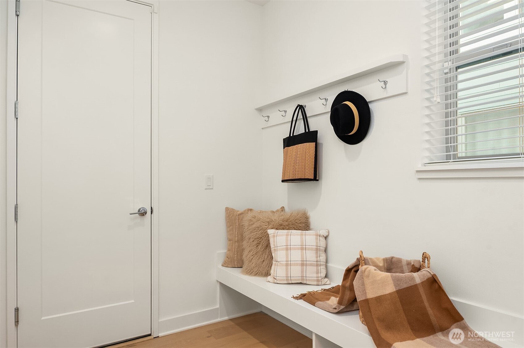 13368 Southeast 68th Place Newcastle, WA 98059 - Photo 15 of 31