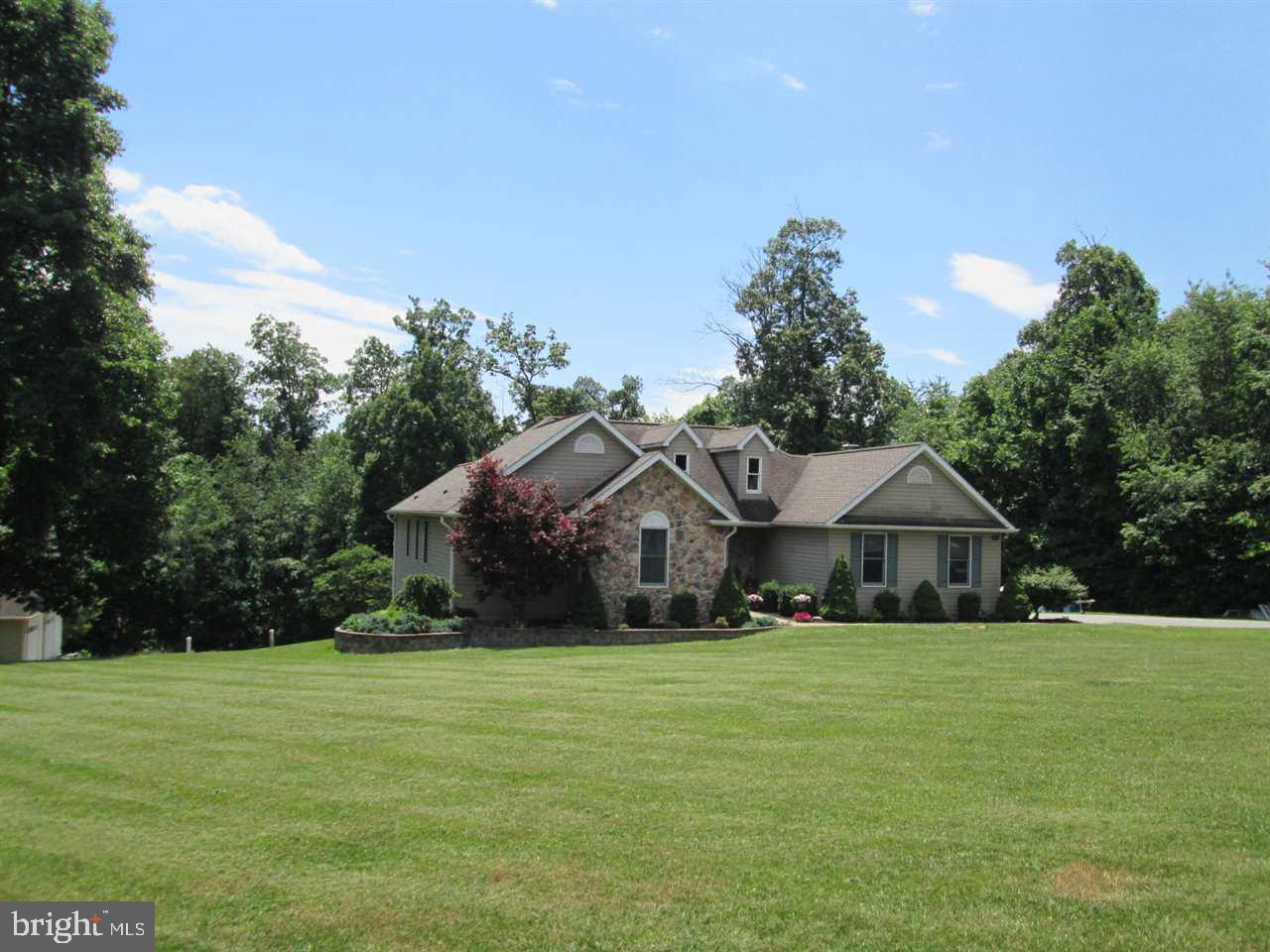 323 Glenville Road Hanover, PA 17331 - Photo 3 of 35 Gallery Image 3