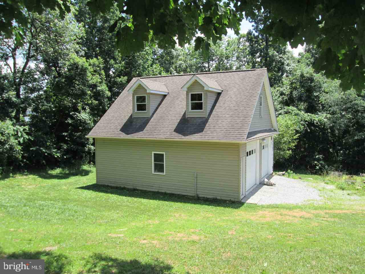 323 Glenville Road Hanover, PA 17331 - Photo 7 of 35 Gallery Image 7