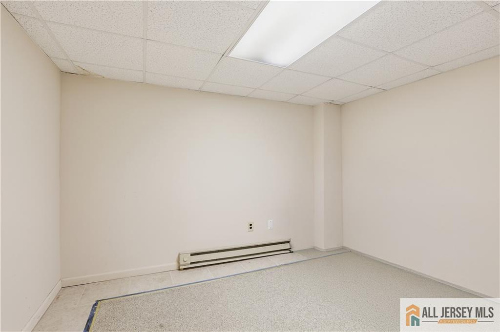 40 La Valencia Road Old Bridge, NJ 08857 - Photo 17 of 25 Gallery Image 17