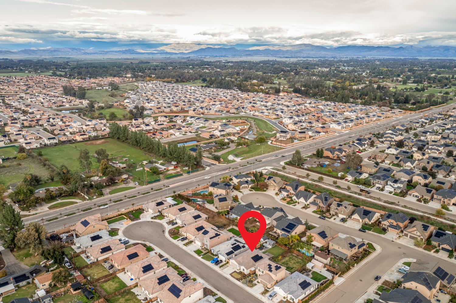 2121 Descanso Avenue Clovis, CA 93619 - Photo 35 of 37 an aerial view of a house