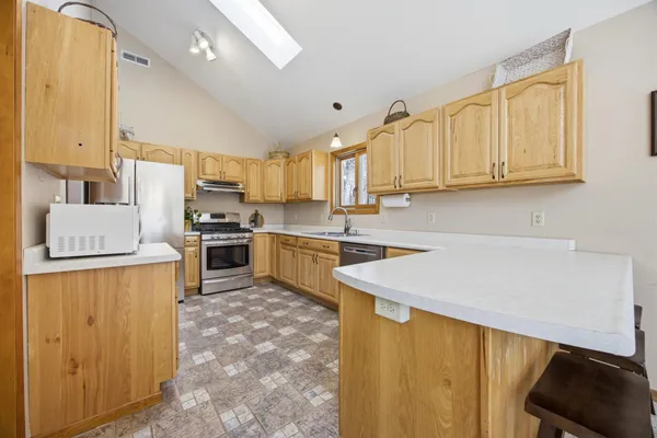 $524,900 | 17135 200 Street, Lake Park, MN 56554
