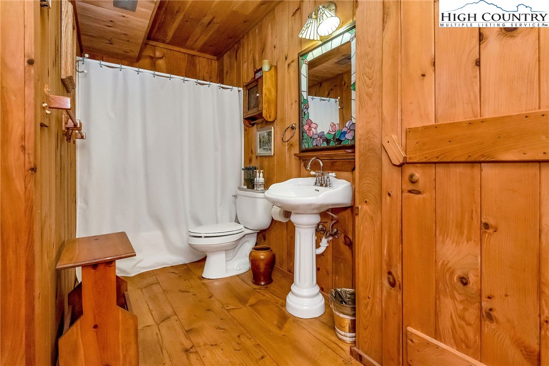 1975 Homestead Road Todd, NC 28684 - Photo 39 of 46 Gallery Image 39
