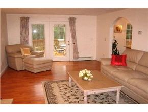 381 Ocean Road Portsmouth, NH 03801 - Photo 4 of 12 Gallery Image 4