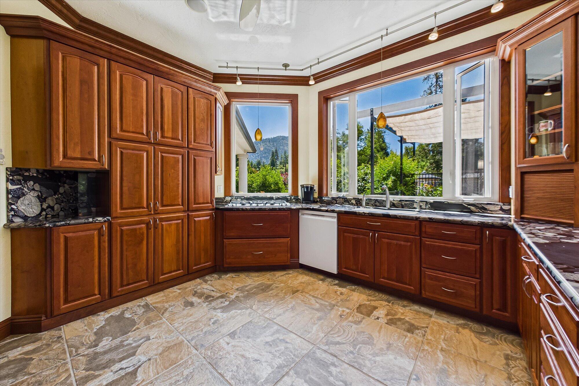 344 Patterson Road Willow Creek, CA 95573 - Photo 45 of 105