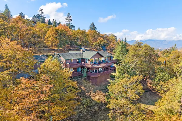 $629,000 | 2070 Skyview Drive, Medford, OR 97501