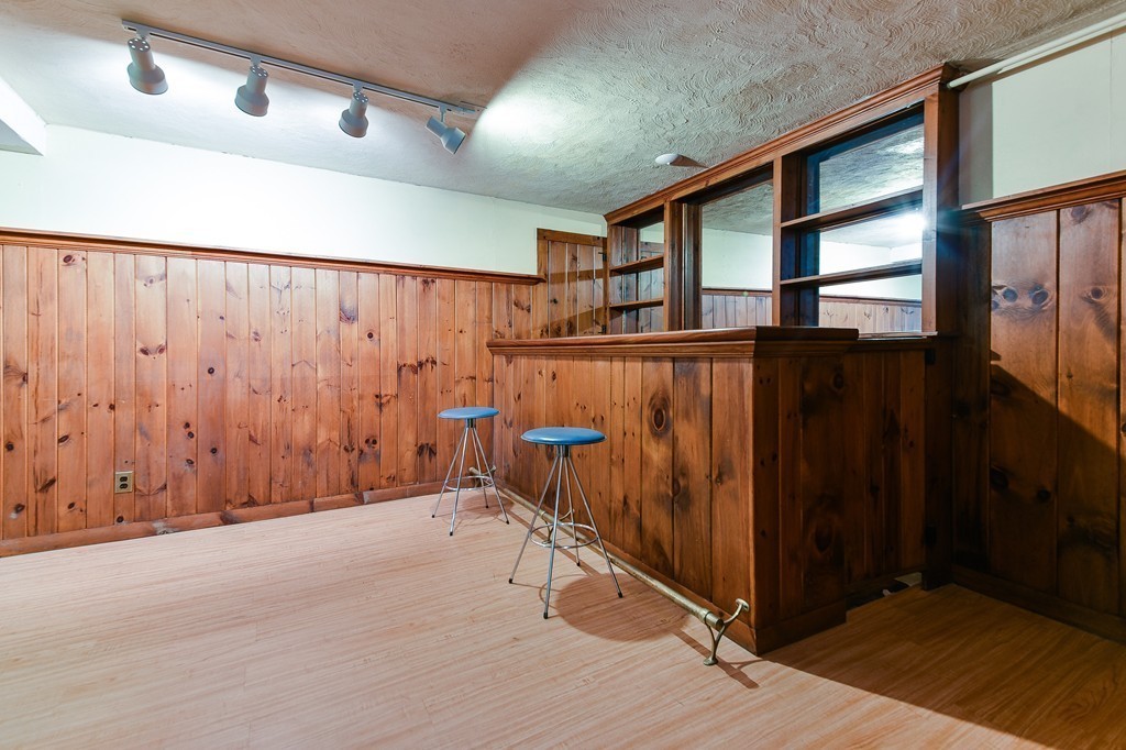30 Thackeray Road Wellesley, MA 02481 - Photo 21 of 29 Gallery Image 21