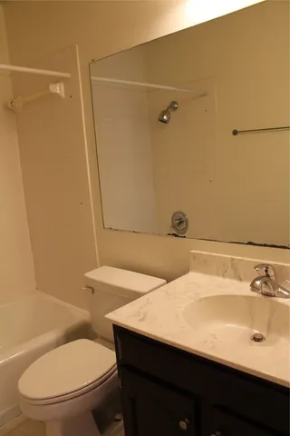 $2,175 | 203 East 31st Street, Unit 309, Austin, TX 78705