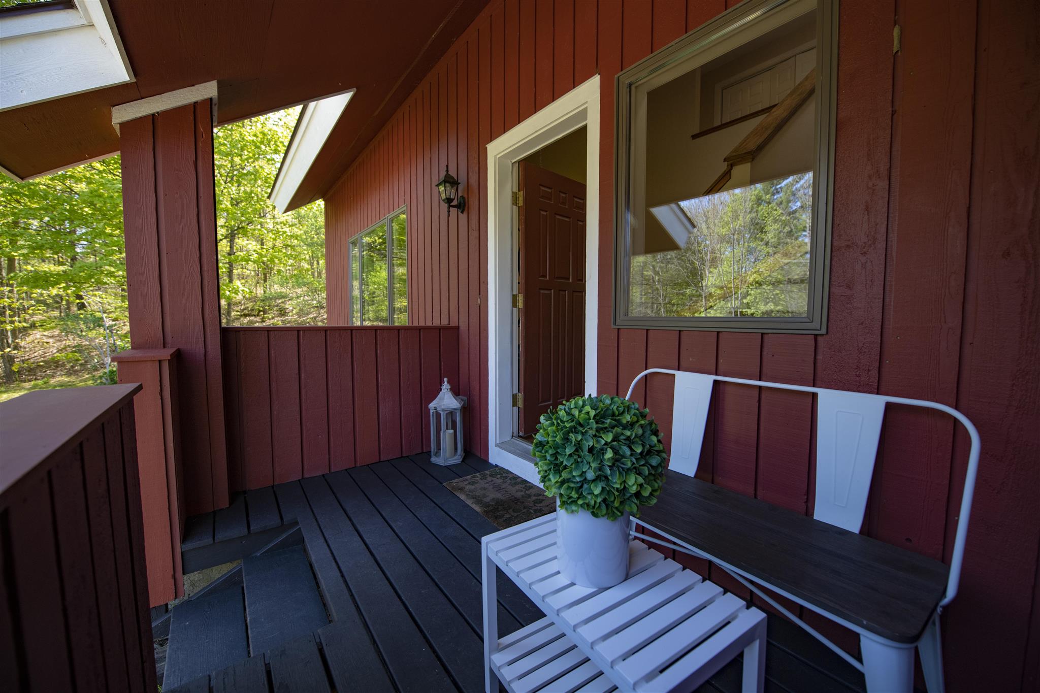 959 Safford Road Hartford, VT 05059 - Photo 2 of 27 Gallery Image 2