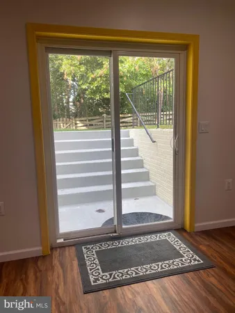 $1,650 | 46938 Colby Court, Sterling, VA 20164