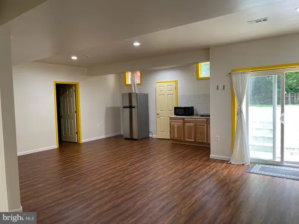 $1,650 | 46938 Colby Court, Sterling, VA 20164