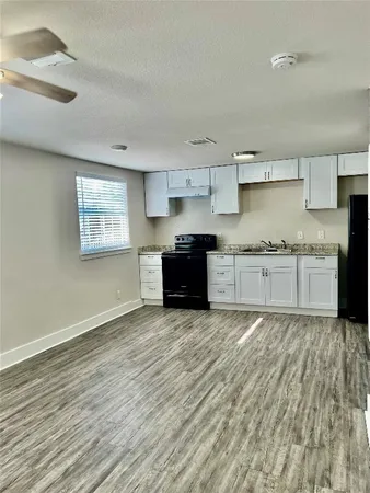 $1,250 | 21415 Russell Drive, New Caney, TX 77357