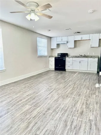 $1,250 | 21415 Russell Drive, New Caney, TX 77357