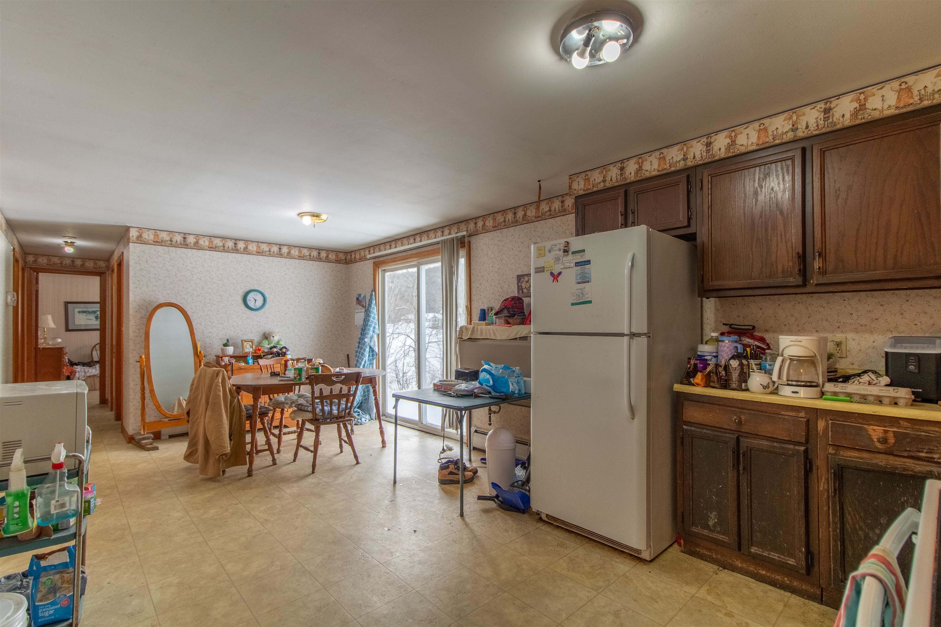 342 Dale Avenue Brighton, VT 05846 - Photo 8 of 28