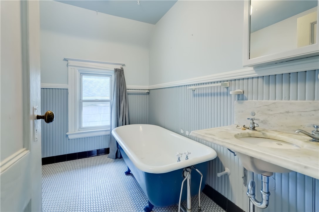 151 Cypress Street Rochester, NY 14620 - Photo 35 of 42