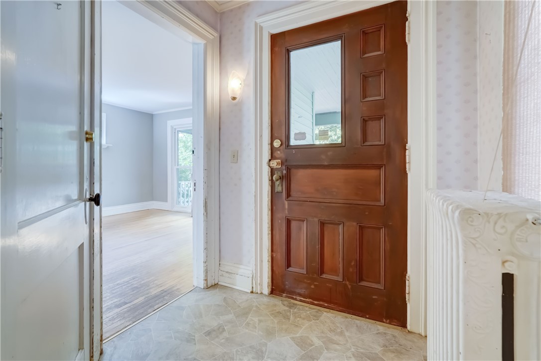 151 Cypress Street Rochester, NY 14620 - Photo 6 of 42