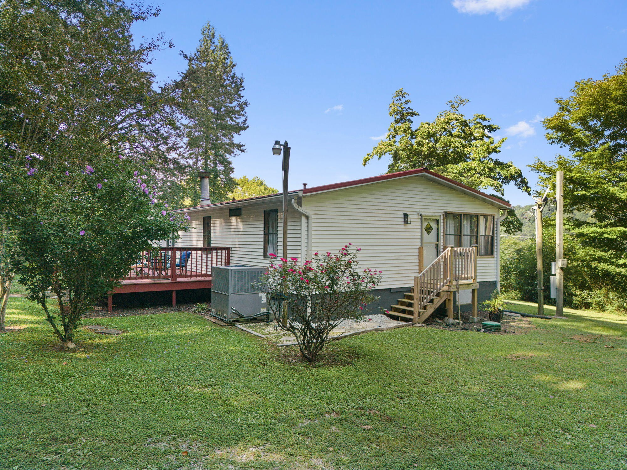 196 Rabbit Valley Road Northwest Cleveland, TN 37312 - Photo 8 of 34 Gallery Image 8
