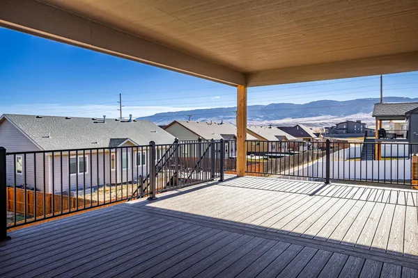 $734,800 | 2565 Heathrow Avenue, Casper, WY 82609