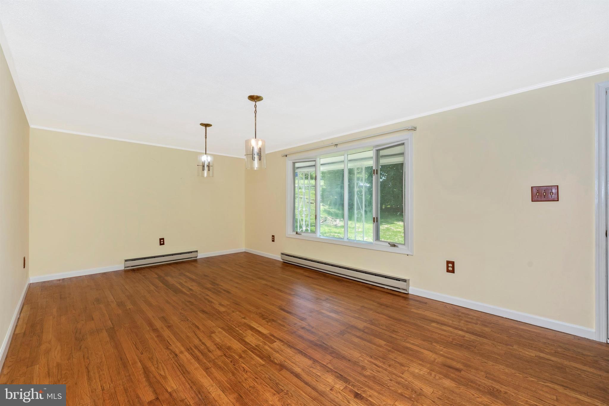 9032 Hollow Road Middletown, MD 21769 - Photo 12 of 36 Gallery Image 12